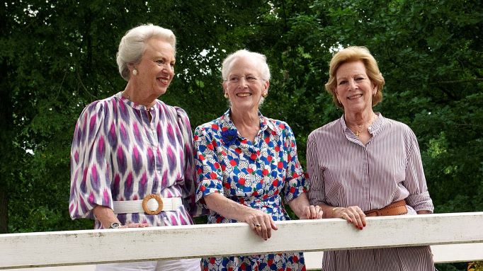 Se billederne: Dronningen holder fest - SeniorNews.dk