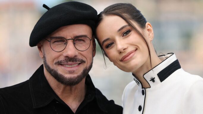 John Travolta og datteren Ella Bleu Travolta